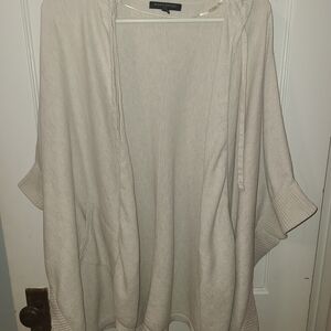 Banan Republic Beige Womens Bat Wing Sweater